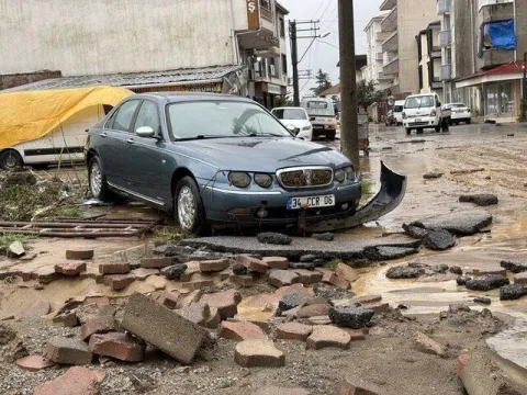 Şiddetli yağış yön değiştirdi, Sakarya ve Kocaeli'de etkili sağanak! - fotoğraf 3