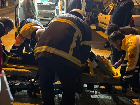 Adıyaman’da iki otomobil çarpıştı, 2 yaralı - fotoğraf 3