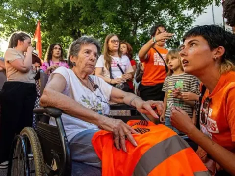 İspanya'da konut krizinin sembolü haline gelen yaşlı kadın hayatını kaybetti - fotoğraf 1