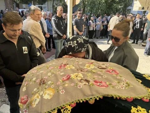 3 Ekim nişan, 22 Ekim ölüm... Avukat Özge'ye cübbeli veda - fotoğraf 4