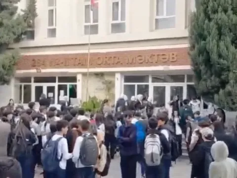 Azerbaycan'daki 'başörtüsü yasağıyla' ilgili neler biliniyor, Türkiye'de tepkiler ne oldu? - fotoğraf 1