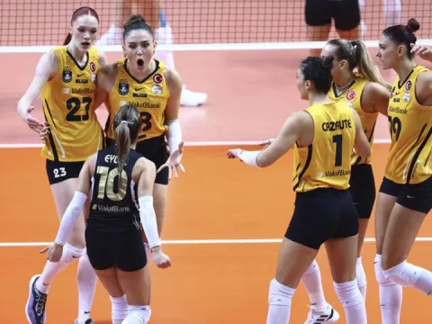 VakıfBank, G.Saray'a set vermedi! - fotoğraf 1
