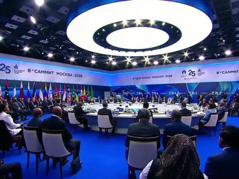Putin: "Başkası için kuyu kazan kendi düşer" - fotoğraf 1