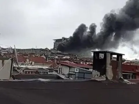 İstanbul'da sanayi sitesinde yangın - fotoğraf 3