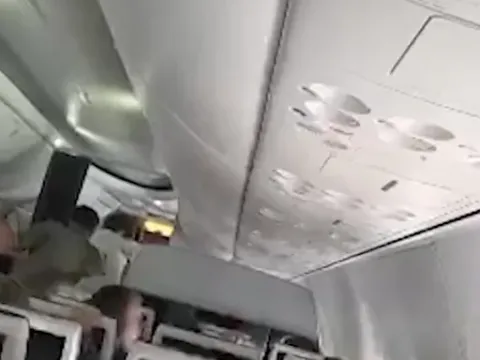İsrail'e giden uçakta saldırı düzenleyen yardımcı pilot hakkında neler biliniyor? - fotoğraf 6