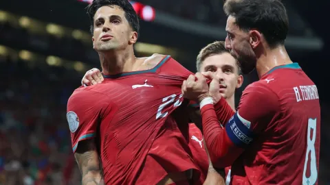 Ronaldo'suz Portekiz, Uluslar Ligi'nde 4'te 4 yaptı