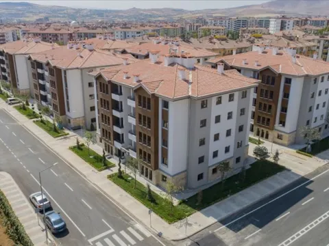 Konut krizi için yeni hamle: İlk evini alacaklara faizsiz kredi - fotoğraf 1