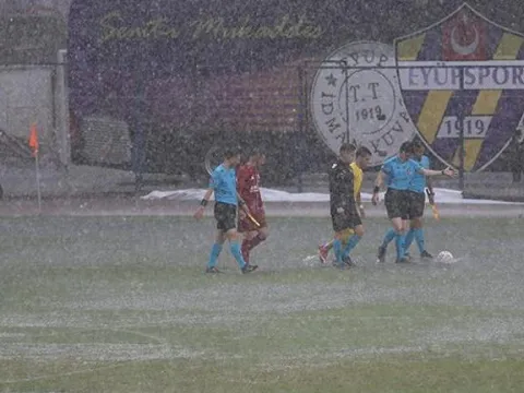 Yağış sebebiyle yarıda kalmıştı; Fethiyespor – Eyüpspor maçının tarihi açıklandı - fotoğraf 1