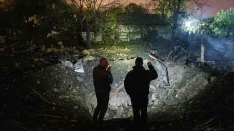 Rusya'dan Ukrayna'ya gece bombardımanı: 11 bölge vuruldu