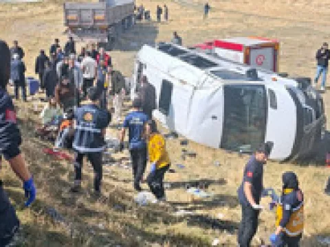 Hayali staj çarkı deşifre edildi: Eski okul müdürlerinin de olduğu 12 şüpheli cezaevine gönderildi - fotoğraf 4