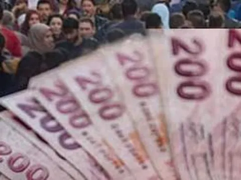 Okulda kimyasal paniği: 20 öğrenci hastaneye kaldırıldı - fotoğraf 4
