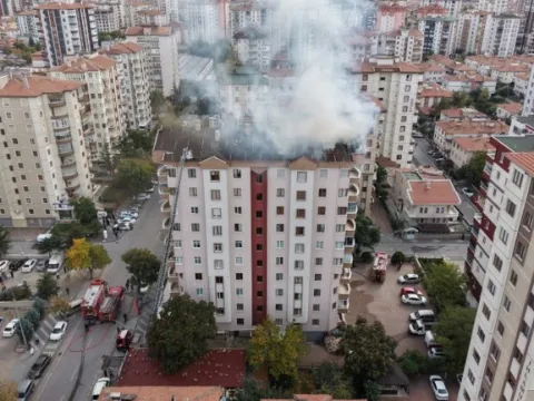 9 katlı binada yangın paniği - fotoğraf 4