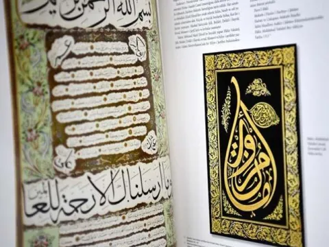 Demirören Yayınları'ndan 'İlahi Çizgiler: Hat Sanatının Öncüleri' eseri - fotoğraf 3