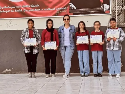 Öksürükle başladı, hayatı değişti: Genç öğretmen yaşama tutunmak 3 tüp kan istiyor - fotoğraf 3