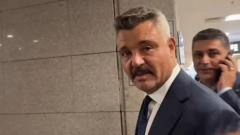Sadettin Saran ilk duruşma için adliyeye geldi