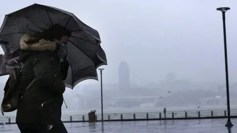 Sağanak, sel ve hortum kapıda: Meteoroloji’den peş peşe uyarılar
