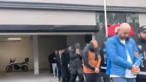 Sahte belgelerle 31 milyar liralık usulsüzlük: 31 kişi tutuklandı