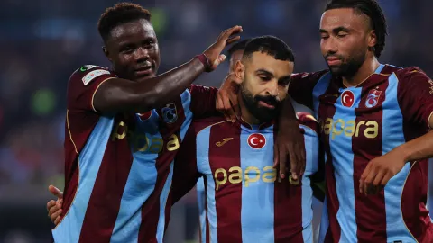 Salah şov yaptı, Trabzonspor Avrupa'da seriye bağladı