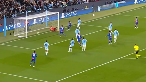 Şampiyonlar Ligi'nde PSG fırtına gibi esti! İlk yarıda Manchester City'nin gururuyla oynadılar