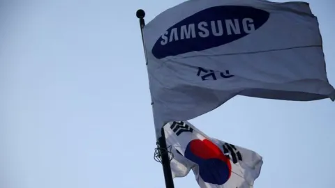 Samsung’tan tarihe geçen rekor