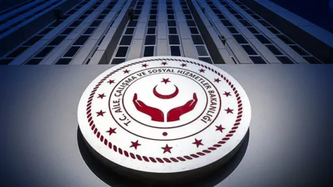 Sana medya fenomeni çocuğunun sünnet görüntülerini paylaştı! Bakanlıktan açıklama