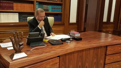 Saray'a sunulan 'çok özel' anketten iktidara kötü haber