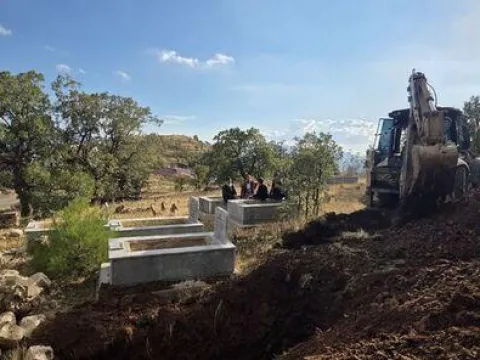 Eşi ve kendisi için mezar kazdırdı - fotoğraf 4