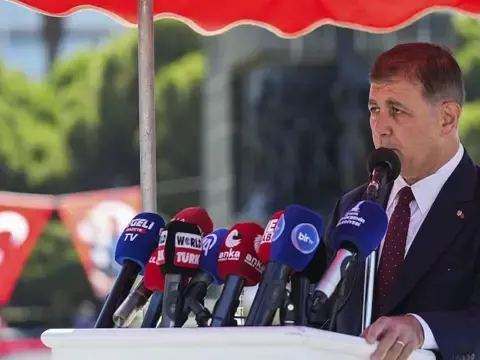 İzmir Büyükşehir Belediye Başkanı Cemil Tugay: 'AKP kimsesizlerin kimsesidir' - fotoğraf 6