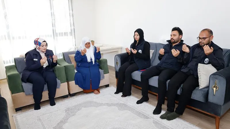 ŞEHİT VE GAZİ AİLELERİNE ZİYARET