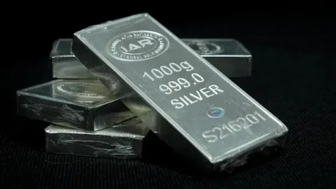 Sert düşüş piyasayı altüst etti: Zirve fiyatının yarısına geldi