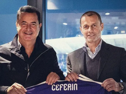 Acun Ilıcalı, UEFA Başkanı'yla buluştu - fotoğraf 1