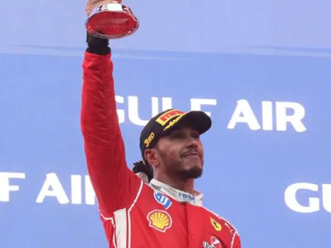 Hamilton'dan "Filistin'e özgürlük" çağrısı! - fotoğraf 3