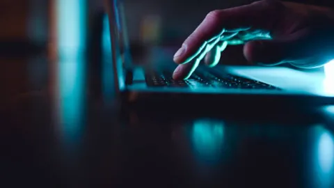 Siber saldırılar Japon şirketlerinin kasalarını vurdu. Kişi başı 5 bin yen tazminat