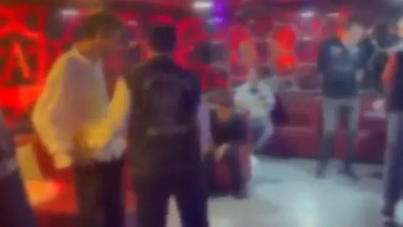 Şişli'de 100 polisle denetim: 34 kadının sigortasız çalıştırıldığı belirlendi