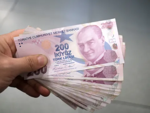 Akaryakıttan ekmeğe, altından dolara: 6 yılda fiyatlar katlandı - fotoğraf 2