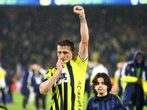Mert Hakan'dan derbi açıklaması! - fotoğraf 2