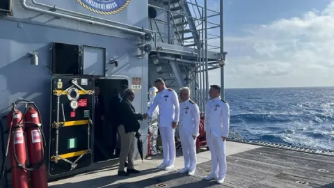 Somali Cumhurbaşkanı’ndan Çağrı Bey sondaj gemisine ziyaret