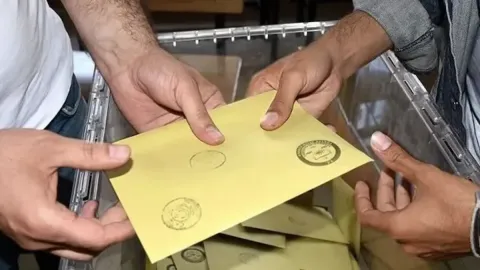 Son ankette dengeleri değiştiren tablo! AKP eridi