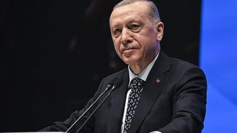 SON DAKİKA... Cumhurbaşkanı Erdoğan: Bu milletin başını eğdirmeyeceğiz
