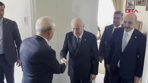 SON DAKİKA! Devlet Bahçeli ve Kemal Kılıçdaroğlu TBMM'de bir görüşme gerçekleştirdi