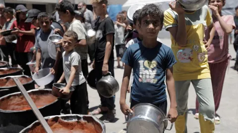 Soykırımcı İsrail'in saldırıları altındaki Gazze'de açlık seviyesi felaket düzeyinde
