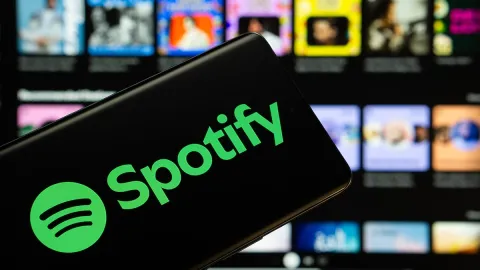 Spotify 50 milyondan fazla yapay zeka parçasını önerilerden çıkardı