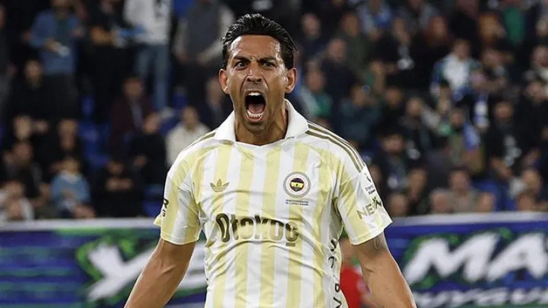 Süper Lig'in en iyisi İrfan Can Kahveci oldu