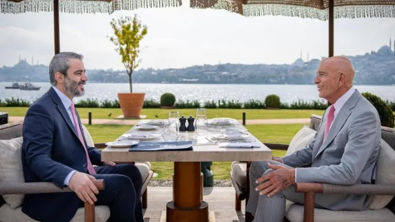 Suriye Dışişleri Bakanı Şeybani, ABD'li Temsilci Barrack'la İstanbul'da görüştü
