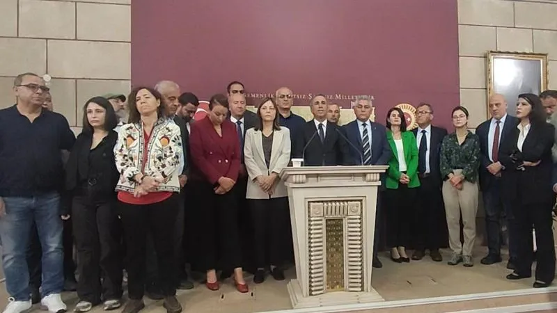 SURİYE'DEKİ İNSANLIK DIŞI UYGULAMALARA SON VERİLSİN