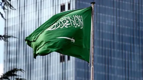Suudi Arabistan 'Çöldeki Davos'u erteledi