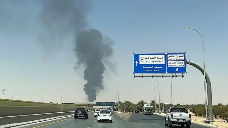 Suudi Arabistan'da 3 havalimanı birden vuruldu: Siviller hayatını kaybetti