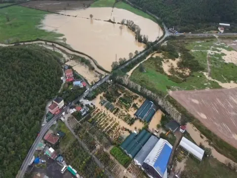 Riva Deresi taştı: Beykoz sular altında! - fotoğraf 1