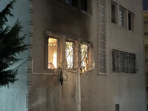 Ankara'da bir evde doğalgaz patlaması sonucu yangın çıktı - fotoğraf 1