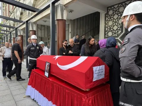 Rize'de hayatını kaybeden polis memuruna veda - fotoğraf 1